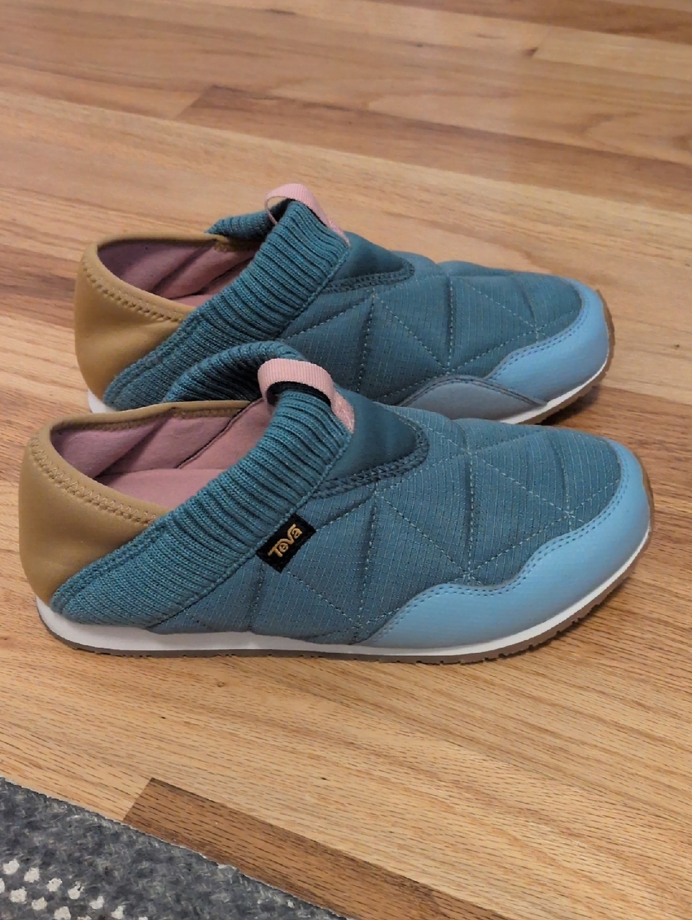 Teva Reember Moccasin - Picture 2 of 11